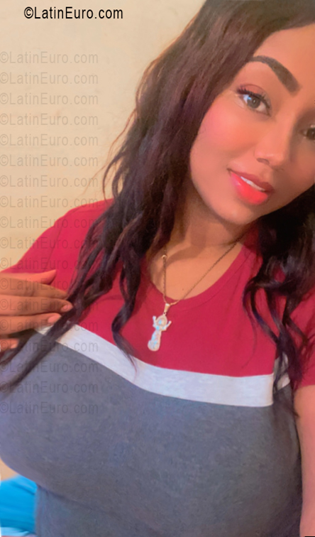 Date this young Dominican Republic girl Maurelys from Santo Domingo DO55796