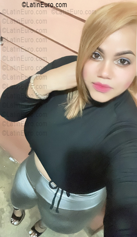 Date this georgeous Dominican Republic girl Mary from Montecristi DO55846