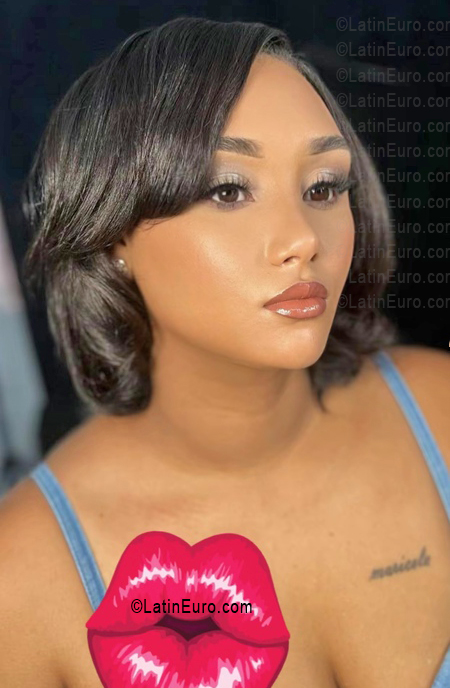 Date this gorgeous Dominican Republic girl Maricela from Santo Domigo DO56095