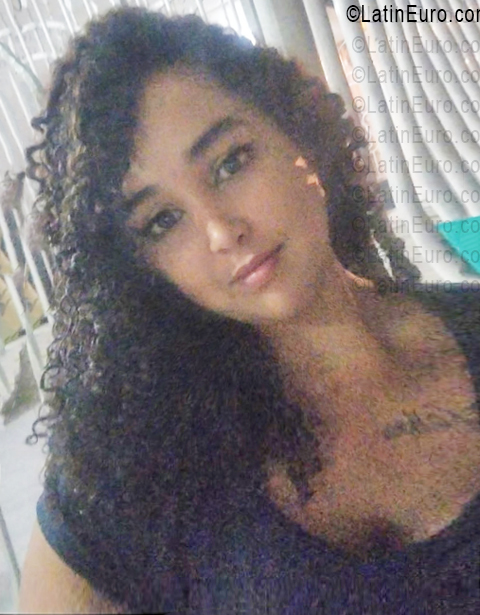 Date this lovely Colombia girl Malidely from Barranquilla CO33657