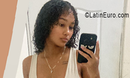 Date this voluptuous Dominican Republic girl Yeili from Puerto Plata DO56198