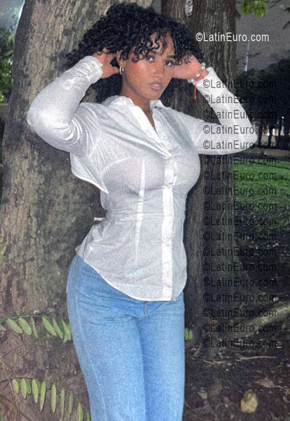 Date this young Dominican Republic girl Abigail from La Romana DO56347