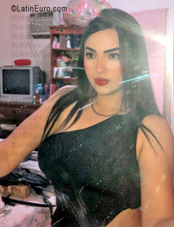 Date this sultry Venezuela girl Isabel from Barquisimeto VE5642