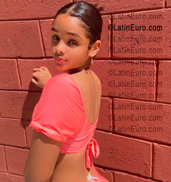 Date this young Dominican Republic girl Aleysha from Santiago DO56645