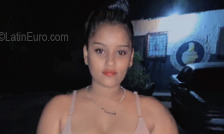 Date this hot Dominican Republic girl Maria ysabel from Santo Domingo DO56691