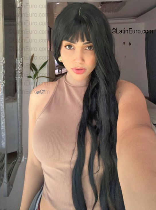 Date this delightful Dominican Republic girl Dulce from Santo Domingo DO56764