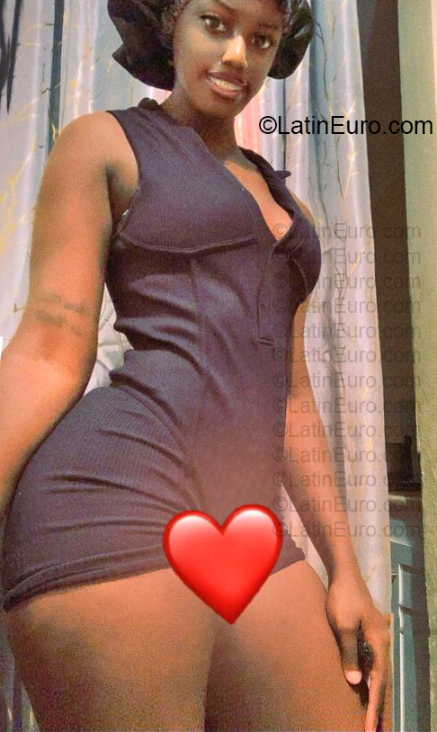 Date this beautiful Dominican Republic girl Marianny from Santo Domingo DO57011