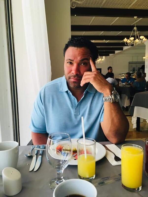 Date this athletic United States man Lock from Lansing US25737